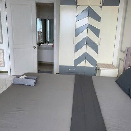 Double E Saigon Apartment In Rivergate Building Ho Si Minh-város Kültér fotó